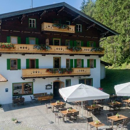 Gasthof St. Adolari Sankt Ulrich am Pillersee Exterior foto