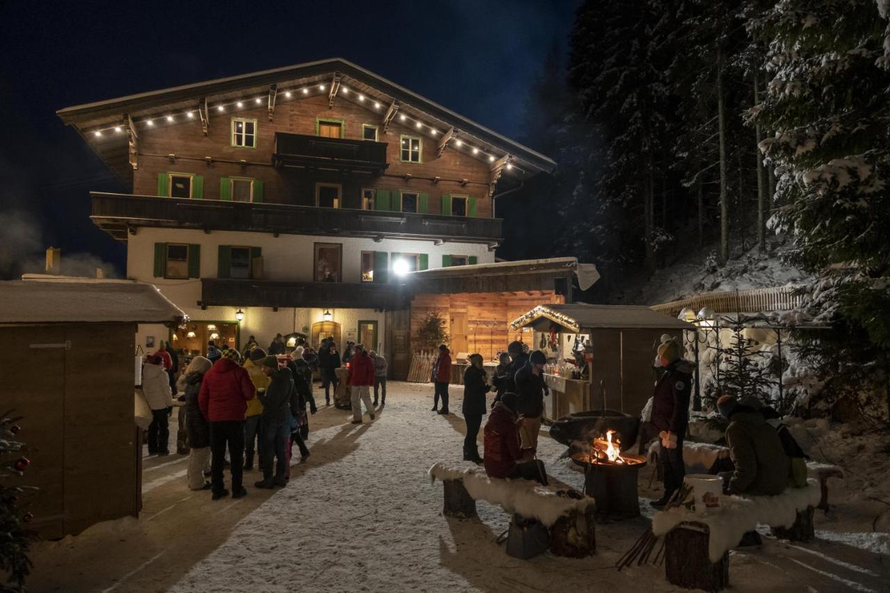 Gasthof St. Adolari Sankt Ulrich am Pillersee Exterior foto