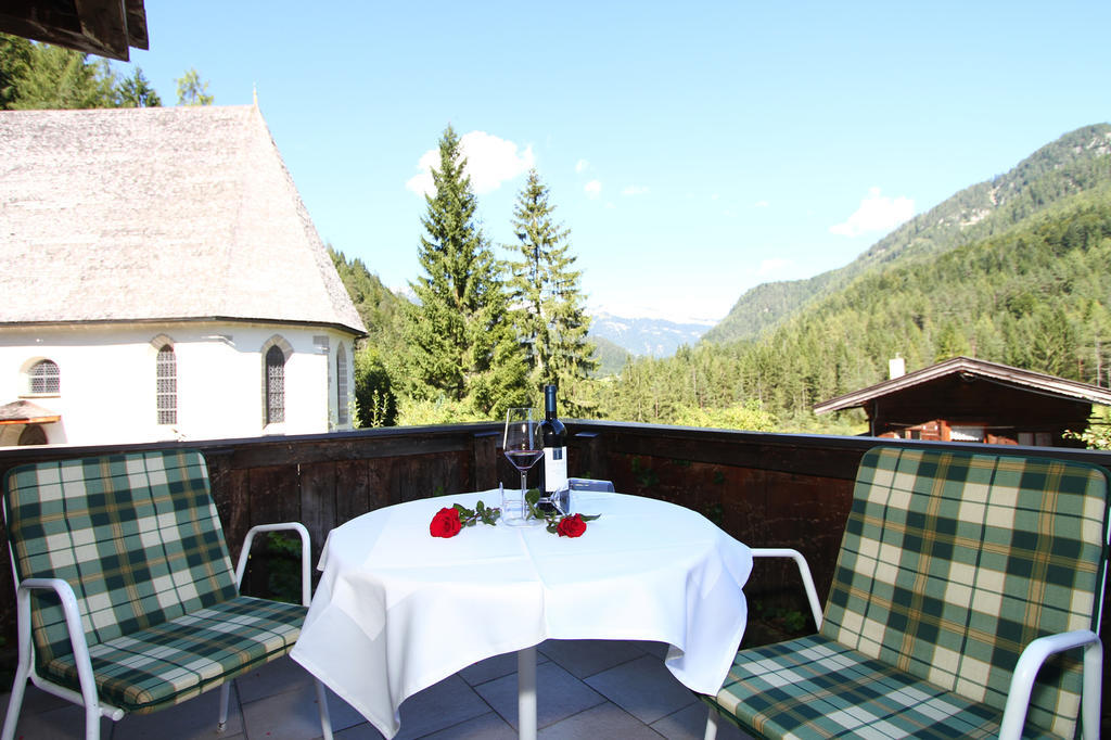 Gasthof St. Adolari Sankt Ulrich am Pillersee Quarto foto