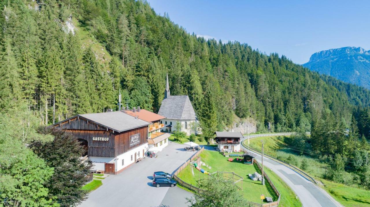 Gasthof St. Adolari Sankt Ulrich am Pillersee Exterior foto