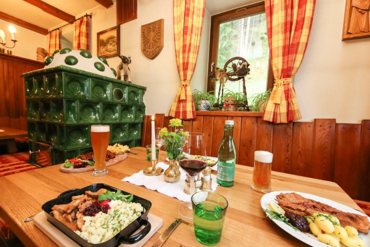 Gasthof St. Adolari Sankt Ulrich am Pillersee Exterior foto