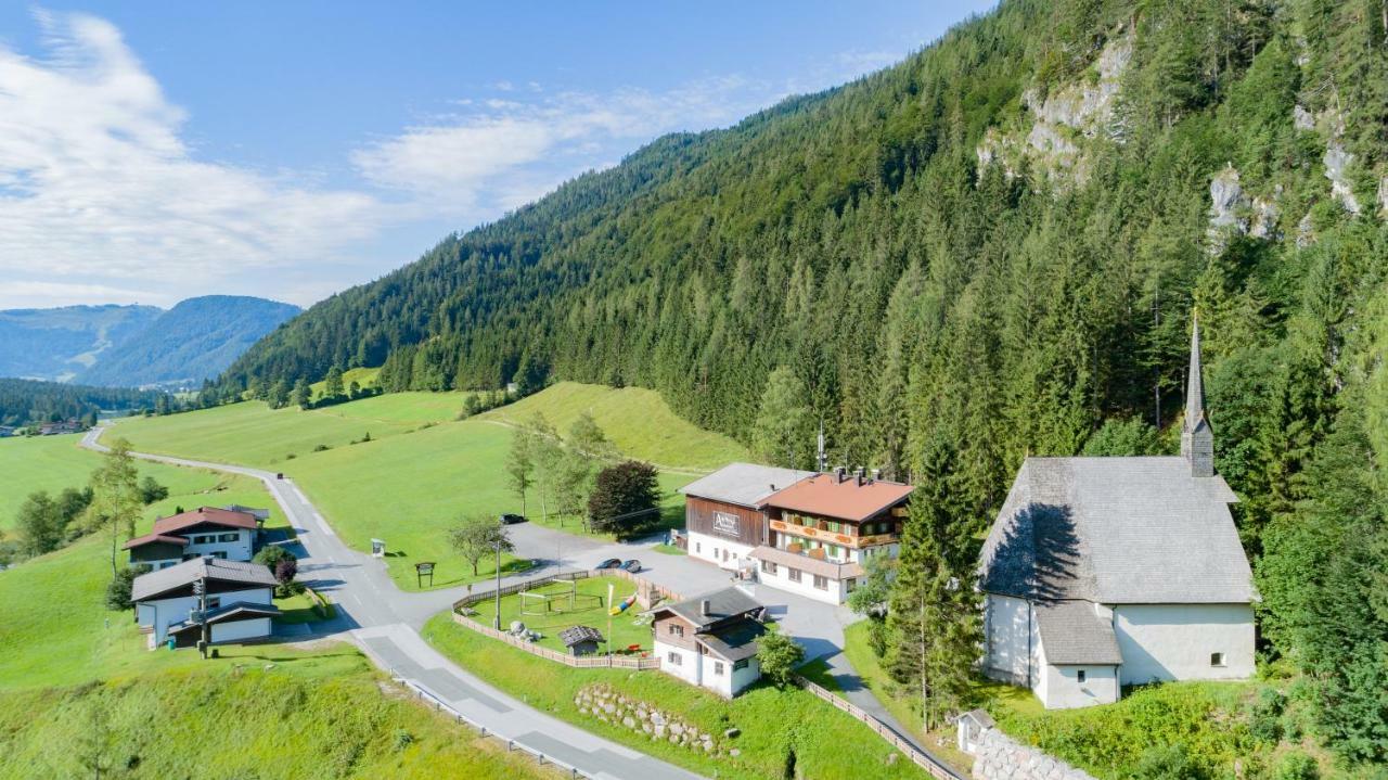 Gasthof St. Adolari Sankt Ulrich am Pillersee Exterior foto